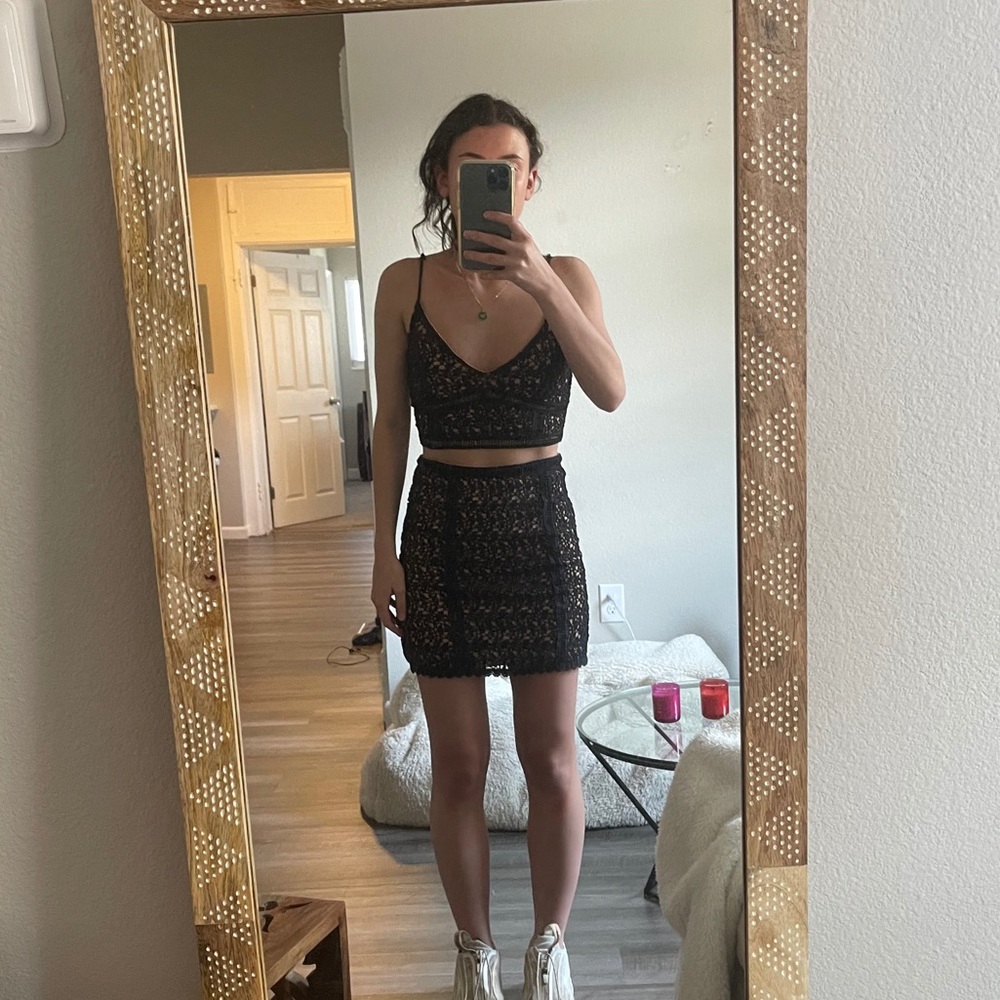 2 set black lace piece